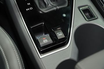 Subaru Crosstrek 2025 không có nhiều chức năng cao cấp như nhiều đối thủ