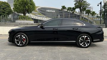 Phân thân xe có thiết kế tổng thể khá dài