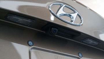Camera lùi trên Hyundai Accent 2022