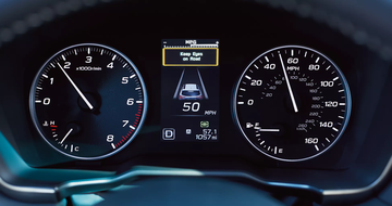 Ở tầm giá của Outback trên thị trường, nhiều thương hiệu xe cũng đã chuyển hoàn toàn cụm đồng hồ tốc độ sang dạng Full-LCD hiện đại và cho cảm giác cao cấp hơn.