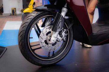 Hệ thống phanh ABS trên VinFast Theon và Theon S được người dùng đánh giá cao