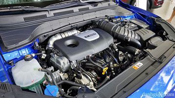 Hyundai Kona 2023 cung cấp 2 tùy chọn máy xăng và máy dầu