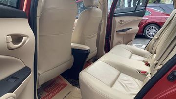 Chỗ để chân của các hàng ghế cũng khá rộng rãi