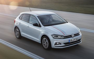 Volkswagen Polo phiên bản năm 2018 với thiết kế thể thao.