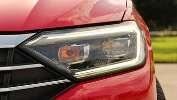 Cụm đèn pha của Jetta phiên bản 2019