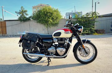 Bonneville T100 màu đỏ trắng