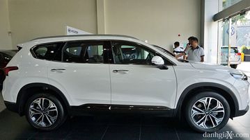 Thân xe Hyundai Santa Fe 2021

