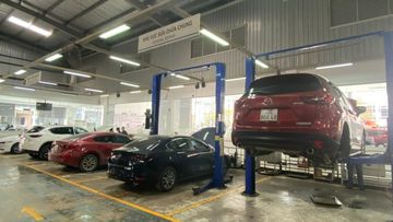 Khu vực sửa chữa đạt chuẩn với công suất cao