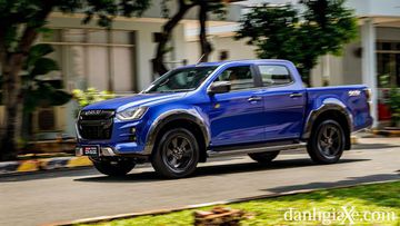 danhgiaxe.com-isuzu-dmax-gia-630-trieu-2021-1-2-170000.jpg
