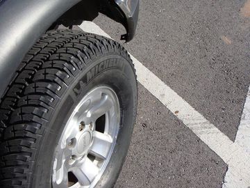 Lốp xe Michelin LTX là những chiến binh mạnh mẽ và bền bỉ