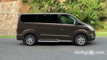 Danh gia so bo xe Ford Tourneo 2019