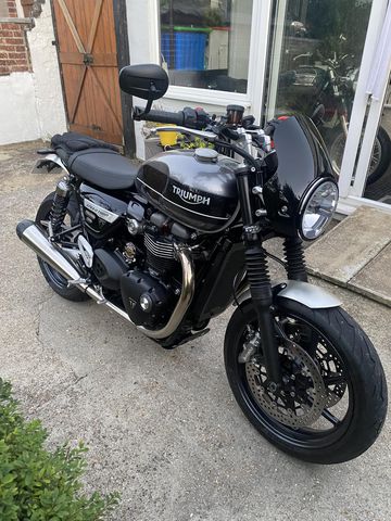 Triumph Speed Twin 1200 2023 được thiết kế chi tiết với độ hoàn thiện hàng đầu