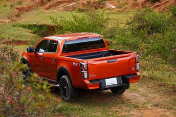 Isuzu D-Max 2023 vẫn duy trì vẻ cân đối ở phía sau