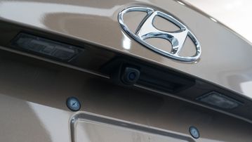 Camera lùi trên Hyundai Accent 2021