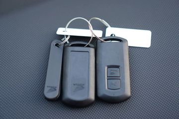 Hệ thống khóa thông minh Smart Key với tính năng vô cùng hữu ích