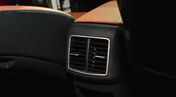 Cửa gió dành riêng cho hàng ghế sau