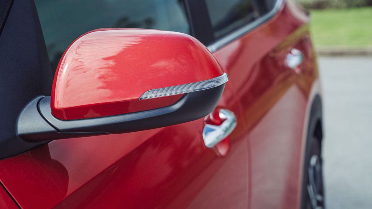 Đánh giá Kia Carens 2024: Mẫu MPV đa dụng mang theo hơi thở của SUV G-ng-160233