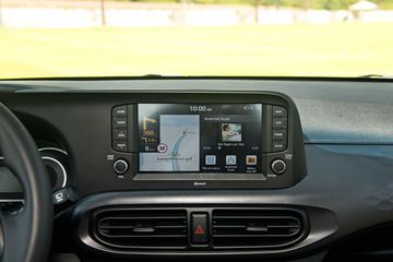 Màn hình AVN cảm ứng 8 inch tích hợp định vị dẫn đường