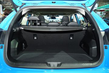 Cốp hành lý Subaru Crosstrek 2025 có dung tích vừa đủ dùng