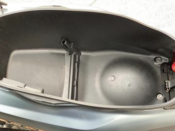 Honda Air Blade 160 2023 sở hữu cốp xe rộng rãi