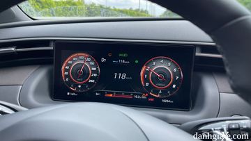 Hộp số ly hợp kép dạng ướt hoạt động mượt mà và cho tốc độ sang số nhanh chóng