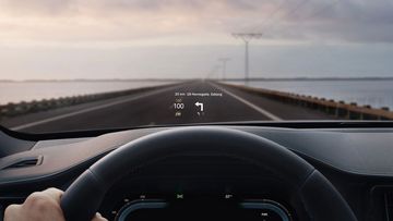 Màn hình HUD là trang bị tiêu chuẩn trên XC60 2023