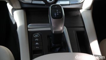 So sánh nhanh Toyota Camry 2020 và VinFast LUX A2.0 2020 39 danhgiaxe.com vinfast lux a2.0 12 124937 011904