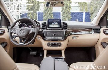 Danh gia so bo Mercedes-Benz GLE 400 2019