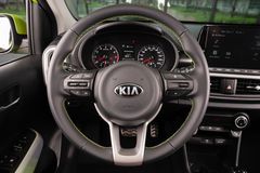 Vô lăng KIA Morning 2021 dạng 3 chấu