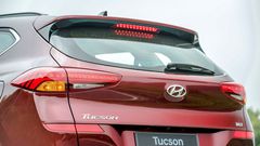 Đuôi xe bo tròn của Hyundai Tucson 1.6T-GDi