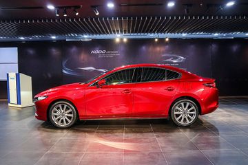 Thiết kế la-zăng cũng là điểm cộng lớn trên Mazda 3 2022