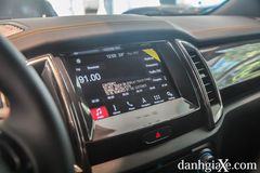 Màn hình giải trí 8 inch khá hiện đại trên Ford Ranger Wildtrak