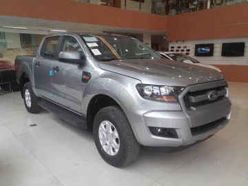 Ford Ranger XLS AT màu xám