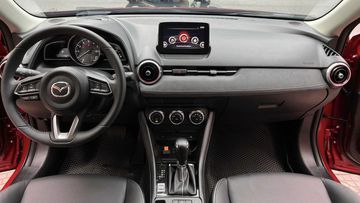 Mazda CX-3 chia sẻ hơn 90% thiết kế nội thất với Mazda 2 do cả hai sử dụng chung nền tảng