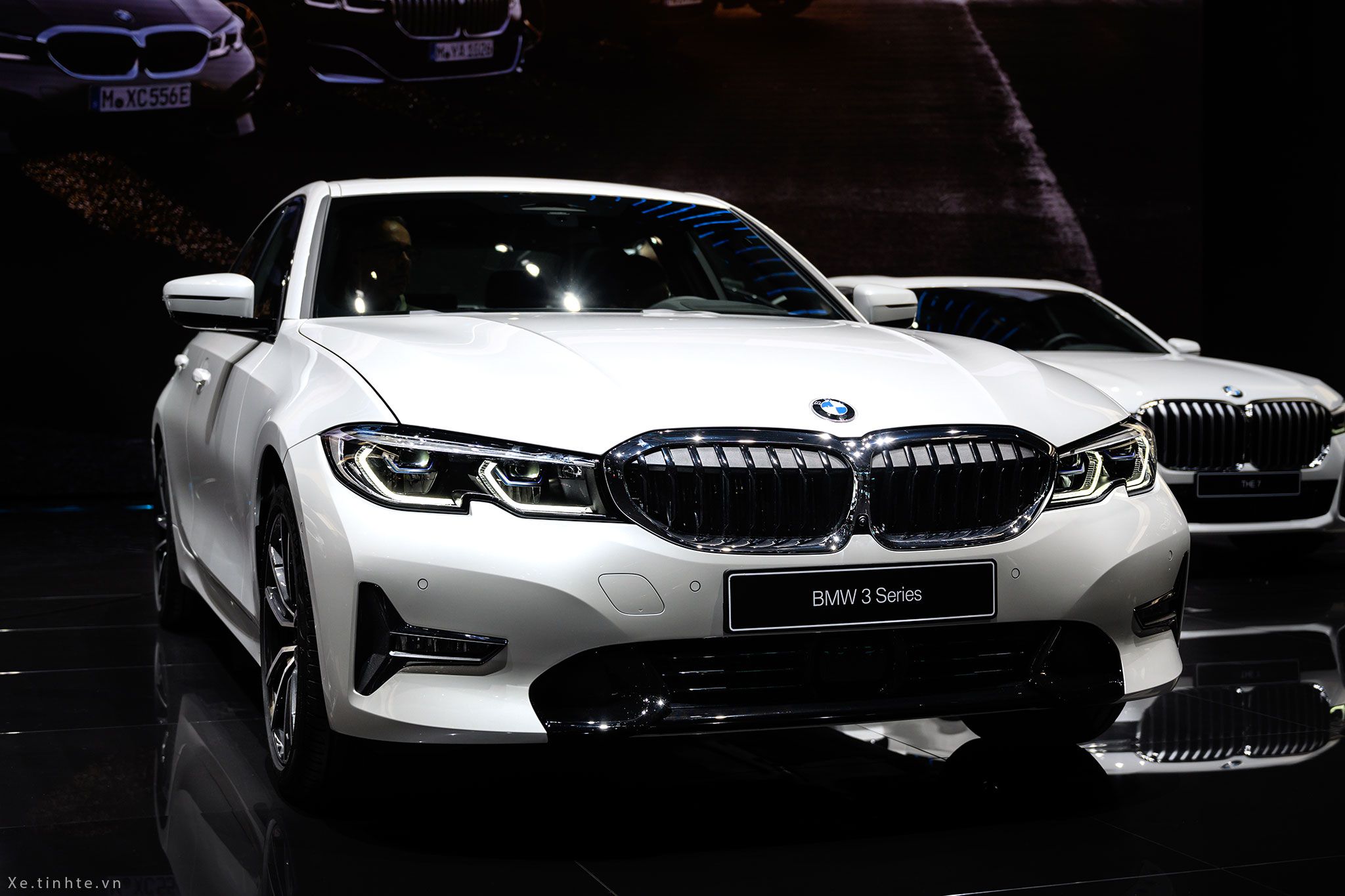 So sánh BMW 3 Series và Mercedes C-Class