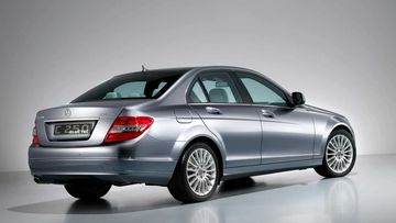 Mercedes-Benz C-Class thế hệ thứ ba tập trung cải tiến hiệu quả sử dụng nhiên liệu