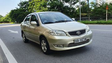 Toyota Vios lần đầu tiên xuất tại Việt Nam năm 2003