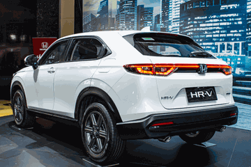 Đuôi xe của phiên bản L