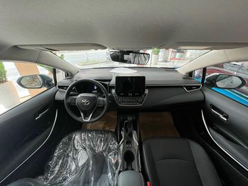 Toyota Altis 2023 với không gian nội thất hiện đại và cao cấp