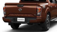 Dấu ấn sản phẩm được nâng lên đáng kể với cụm đèn LED thiết kế mới và nắp cốp sau dập chữ “Navara” đầy mạnh mẽ.