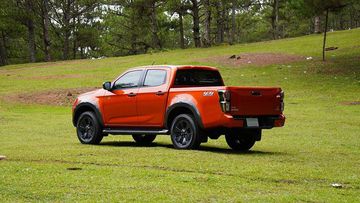 Thân xe Isuzu D-Max 2023 trẻ trung như phiên bản tiền nhiệm