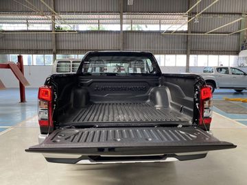 Thùng xe Mitsubishi Triton 2021