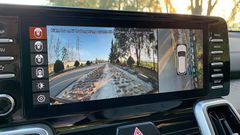Camera 360 tích hợp trên màn hình của KIA Sorento 2021