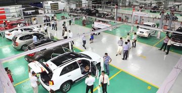 Khu vực xưởng sửa chữa của KIA Quảng Ninh nhìn từ trên cao