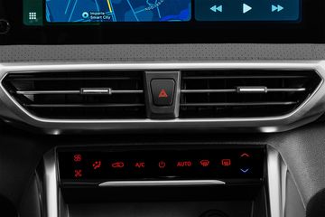 Phiên bản MG G50 1.5T AT LUX cao cấp nhất với hệ thống điều hòa tự động điều khiển cảm ứng