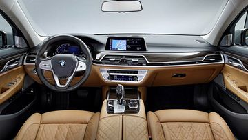 Danh gia so bo xe BMW 7-series 2019