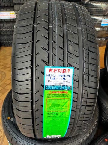 KR400 Vezda UHP A/S là chiếc lốp hoàn hảo dành cho xe thể thao