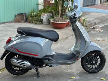 Vespa Sprint 2023 là dòng sản phẩm được kế thừa từ di sản thiết kế Ý