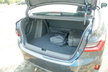 Khoang hành lý trên Honda City 2023 có dung tích tiêu chuẩn lên đến 536 lít