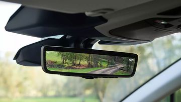 Gương chiếu hậu kỹ thuật số tự động làm mờ